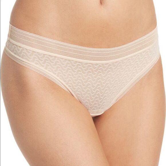 Wacoal Aphrodite hipster panties  - Picture 2 of 6